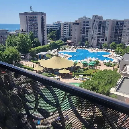 Apartmán Royal Sea B *