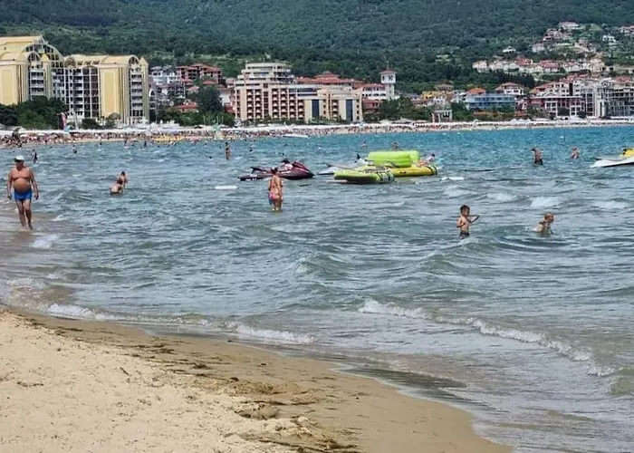 Royal Sea B Sluneční pobřeží